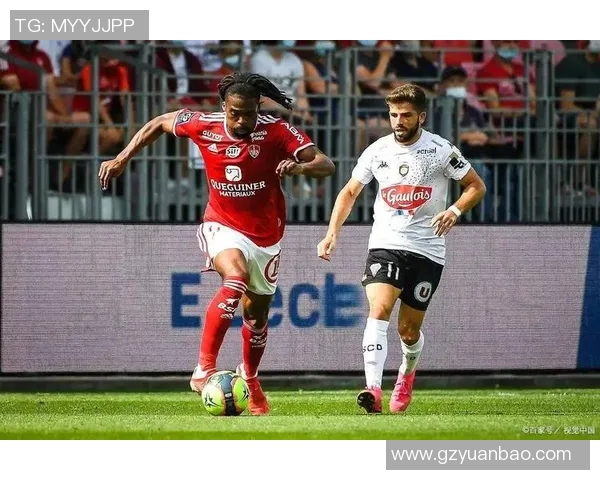 布雷斯特与洛里昂的激烈对决谁能在法甲赛场上笑到最后