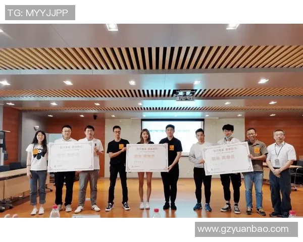 张昊的成长之路：从青涩少年到职场精英的奋斗历程与心路历程